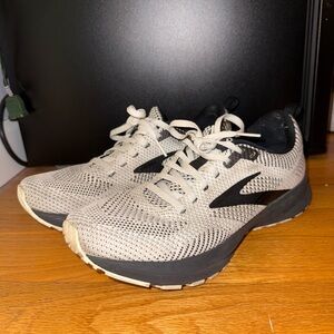 Brooks revel 5 shoes
